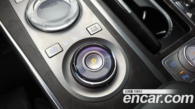 Genesis GV80 — Фото автомобиля 9