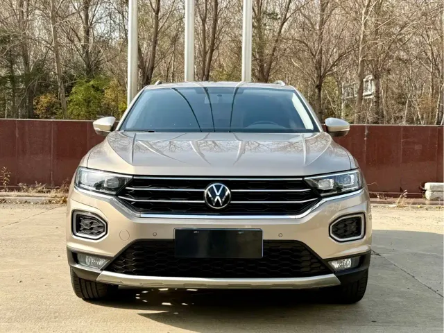 Volkswagen T-Roc — Фото автомобиля 2