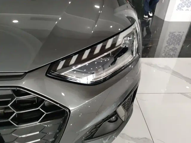 Audi A4L — Фото автомобиля 17