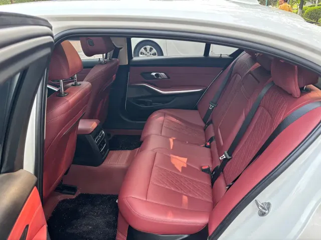 BMW 3 Series — Фото автомобиля 6