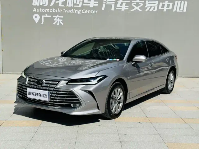 Toyota Avalon — Фото автомобиля 15