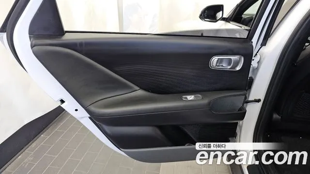 Hyundai Ioniq 6 — Фото автомобиля 14