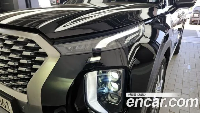 Hyundai Palisade Palisade Дизель 2.2 2WD — Фото автомобиля 20