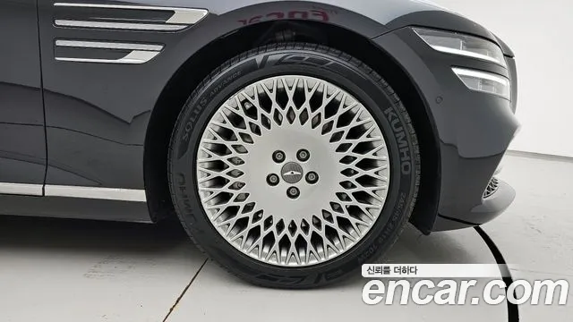 Genesis G80 Бензин 3.5 турбо AWD — Фото автомобиля 5