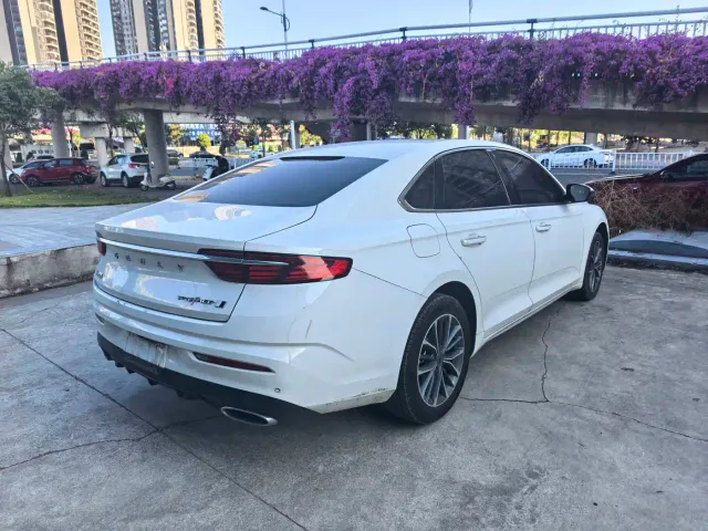 Geely Xingrui — Фото автомобиля 10