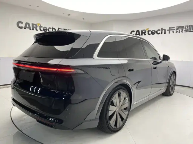Li Auto L8 — Фото автомобиля 5