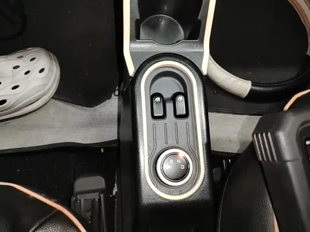Wuling Hongguang Mini EV — Фото автомобиля 13