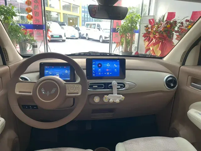 Wuling Hongguang Mini EV — Фото автомобиля 5