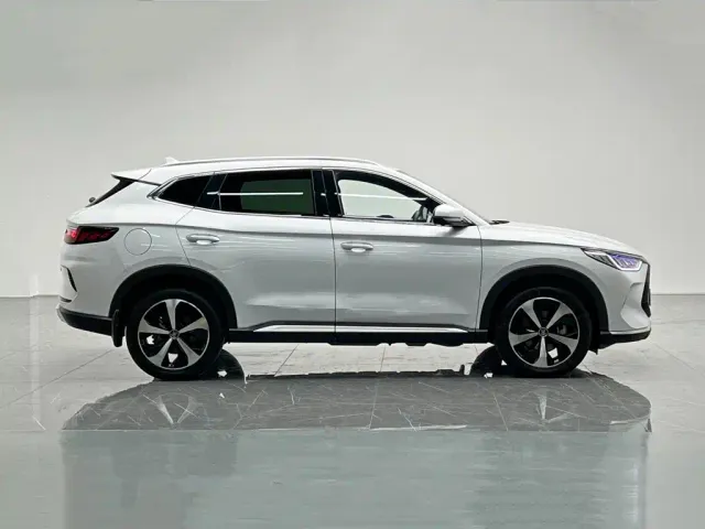 BYD Song PLUS — Фото автомобиля 7