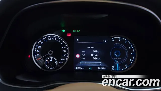 Genesis GV80 — Фото автомобиля 10