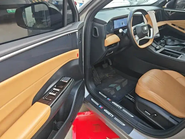 Geely Galaxy L7 — Фото автомобиля 15