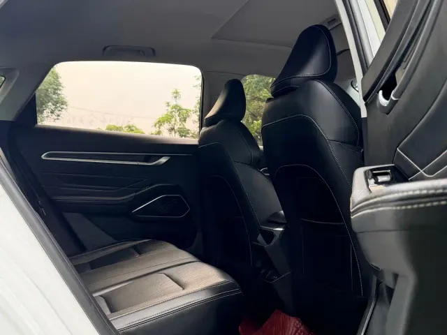 Geely Emgrand — Фото автомобиля 15