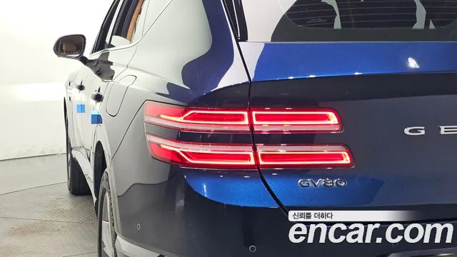 Genesis GV80 — Фото автомобиля 8