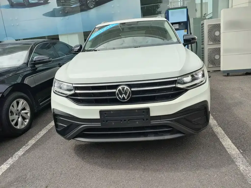 Volkswagen Tiguan L 2024 Outstanding 300TSI Auto 2WD Dragon Soaring Edition — Фото автомобиля 2