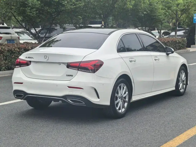 Mercedes-Benz A-Class — Фото автомобиля 4