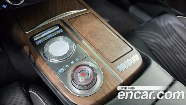 Genesis G80 RG3 — Фото автомобиля 12