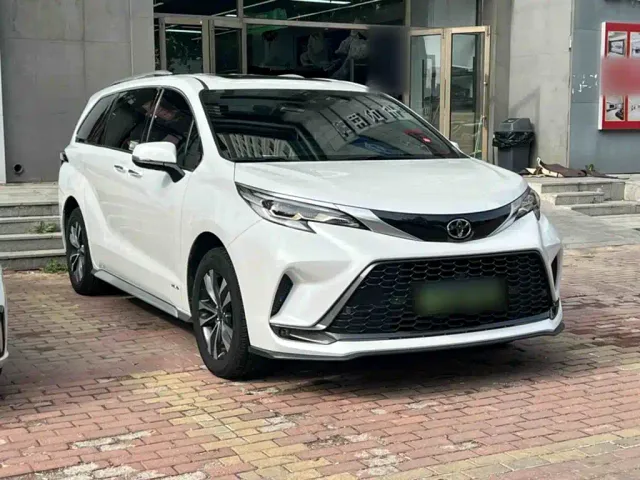 Toyota Granvia — Фото автомобиля 6
