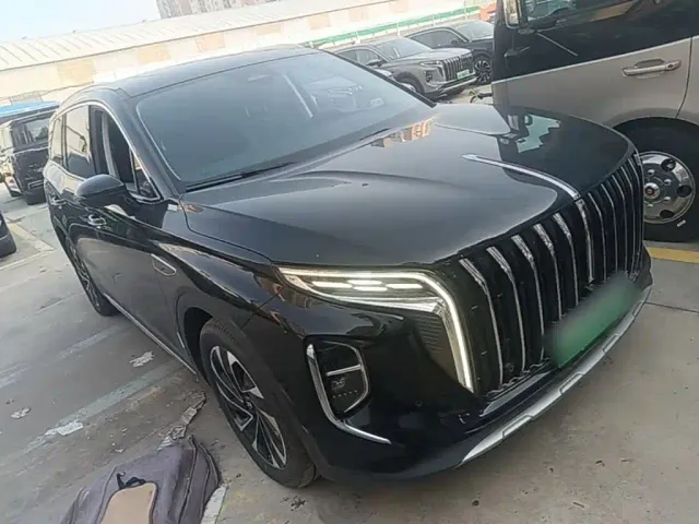 Hongqi HS7 PHEV — Фото автомобиля 3