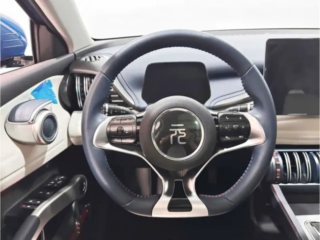 BYD Yuan PLUS — Фото автомобиля 8