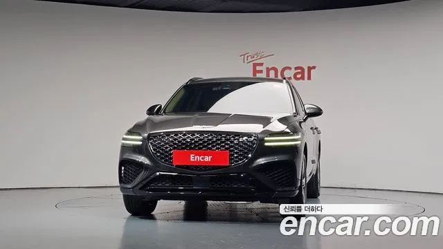 Genesis GV70 — Фото автомобиля 3