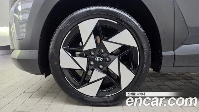 Hyundai Kona SX2 — Фото автомобиля 5