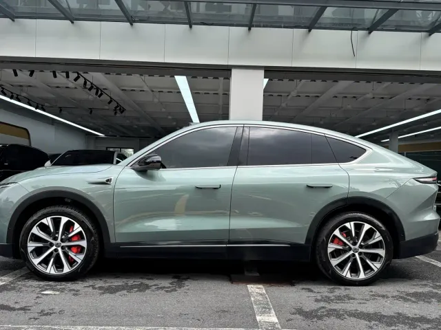 Nio EC7 — Фото автомобиля 7