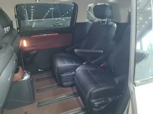 GAC Trumpchi E8 — Фото автомобиля 16