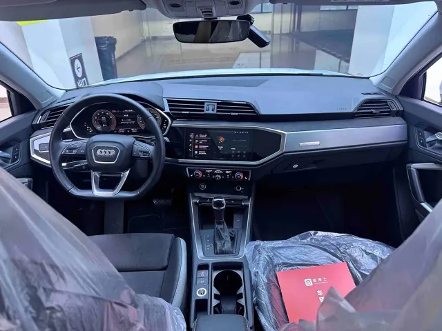 Audi Q3 — Фото автомобиля 17