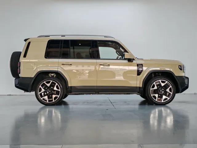 iCAR V27 — Фото автомобиля 7