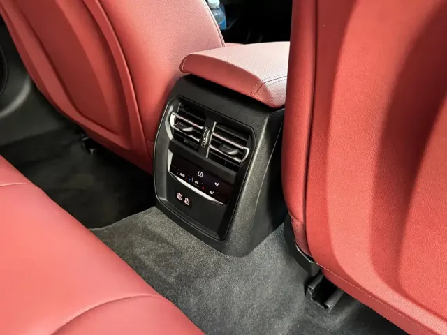 BMW 3 Series — Фото автомобиля 22