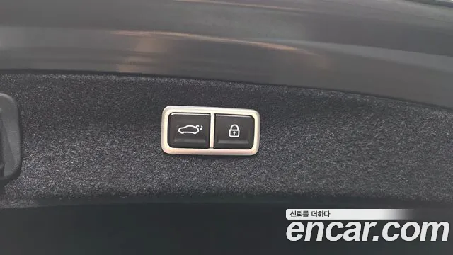Genesis G80 Бензин 3.5 турбо AWD — Фото автомобиля 29