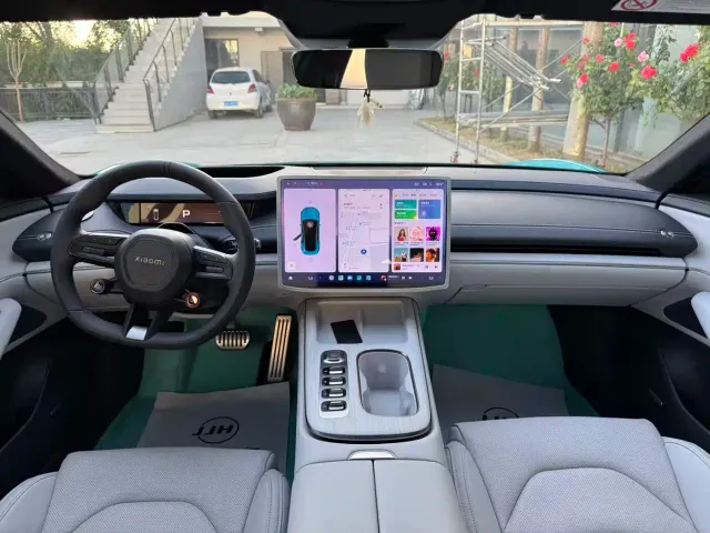 Xiaomi SU7 — Фото автомобиля 10