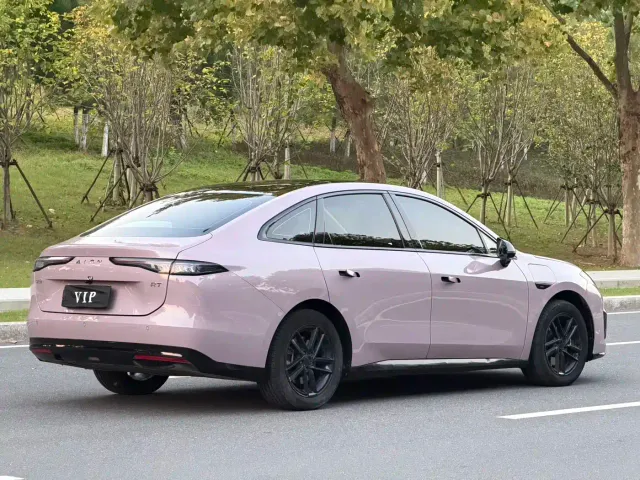 GAC Aion RT — Фото автомобиля 13