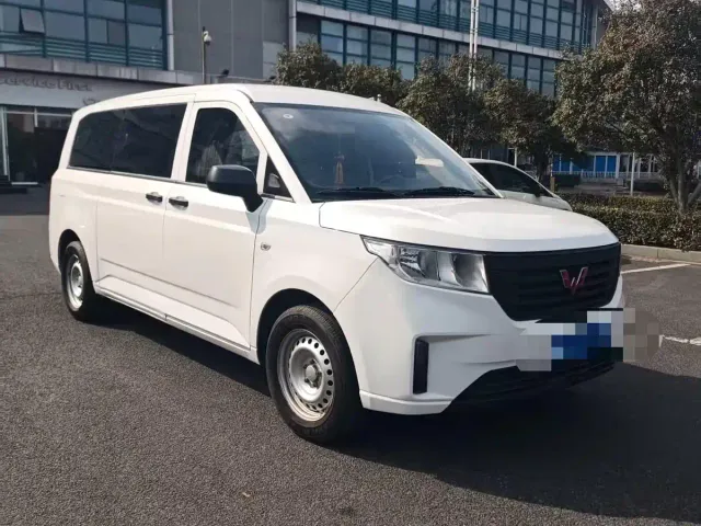 Wuling Zhengcheng — Фото автомобиля 2