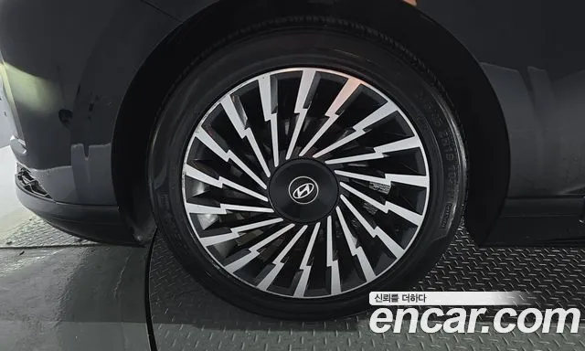Hyundai Grandeur GN7 — Фото автомобиля 5