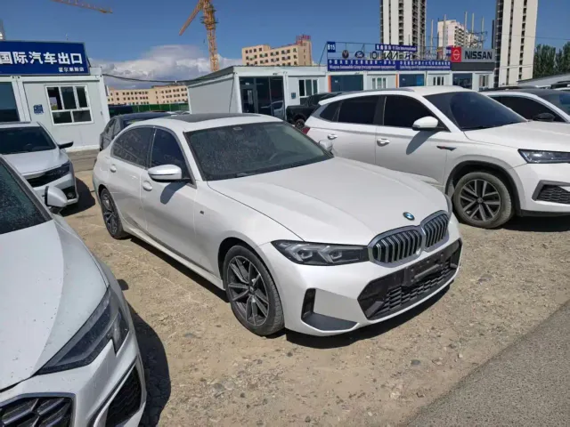 BMW 3 Series — Фото автомобиля 8