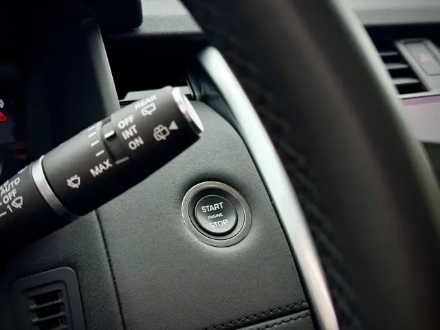 Land Rover Discovery — Фото автомобиля 18