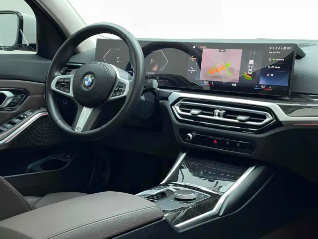 BMW 3 Series — Фото автомобиля 10