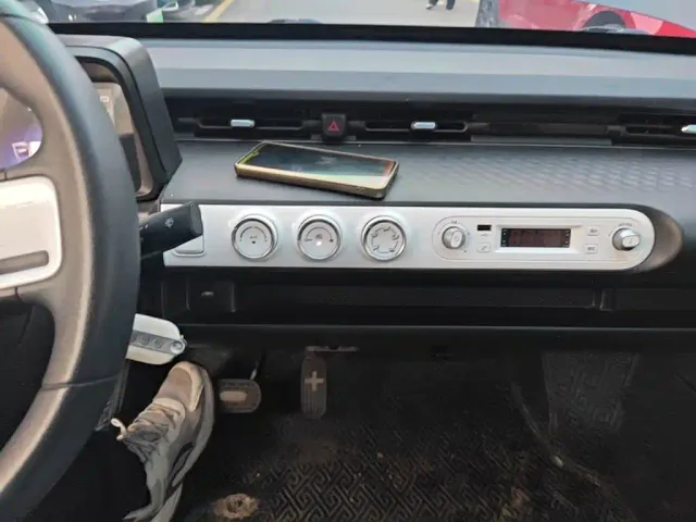 Wuling Hongguang Mini EV — Фото автомобиля 12