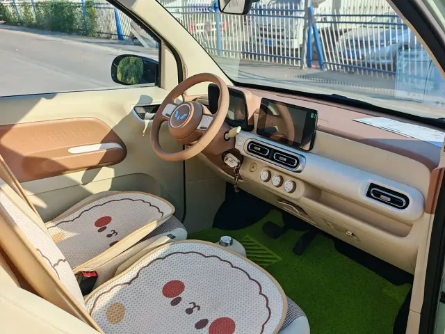 Wuling Hongguang Mini EV — Фото автомобиля 6