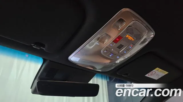 Genesis GV70 2.5T Бензин AWD — Фото автомобиля 26