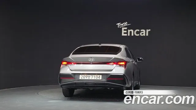 Hyundai Avante — Фото автомобиля 4