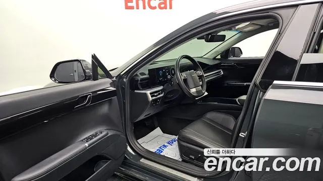 Hyundai Grandeur Grandeur (GN7) 2.5 Бензин 2WD — Фото автомобиля 10