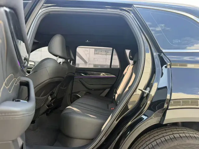 Geely Xingyue L — Фото автомобиля 6