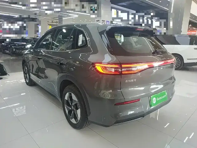 Geely Galaxy E5 — Фото автомобиля 3