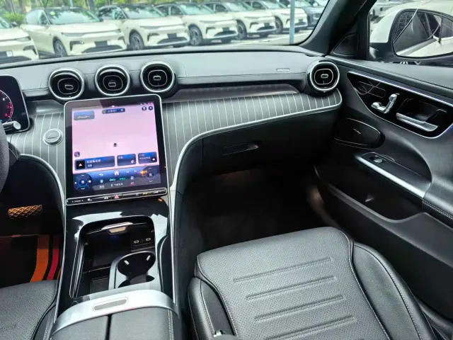 Mercedes-Benz C-Class — Фото автомобиля 12