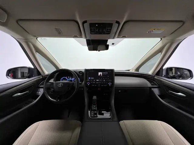 Toyota Alphard — Фото автомобиля 12