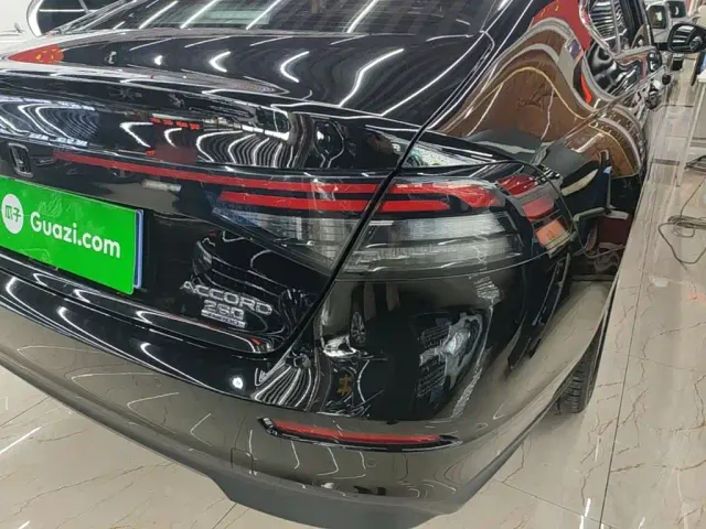 Honda Accord — Фото автомобиля 7