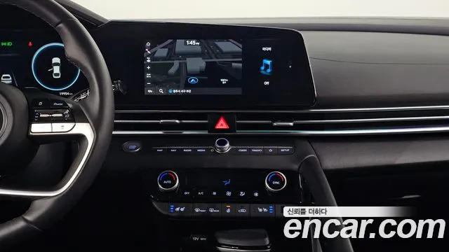 Hyundai Avante CN7 — Фото автомобиля 14