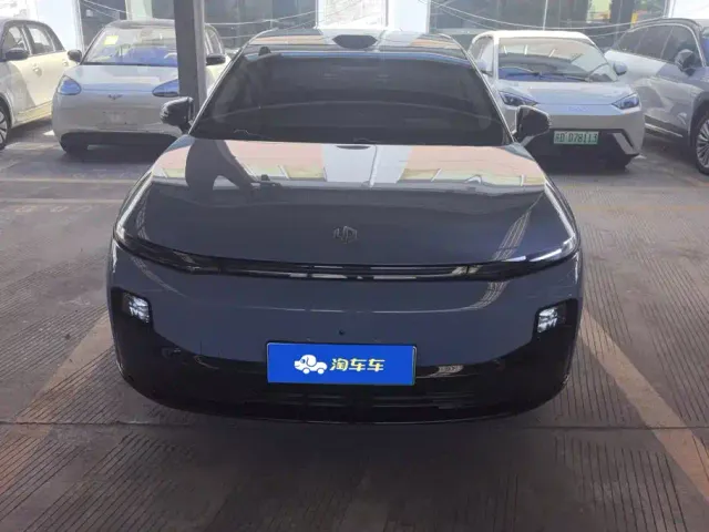 Leapmotor B01 — Фото автомобиля 2